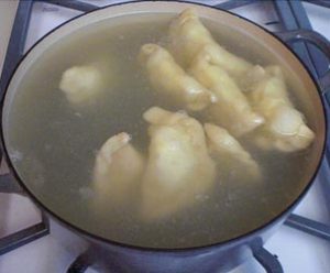 boiling-the-pierogi-photo-by-tastingpoland-com